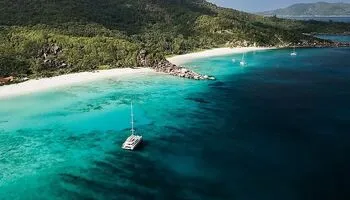 Сейшельские острова под парусами на Spirit of Ponant