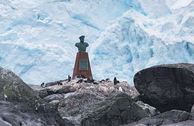 Антарктида — остров Элефант, море Уэдделла, Южный полярный круг